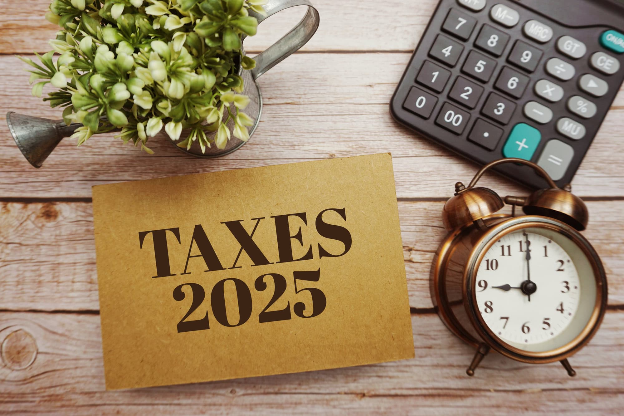 Maximize Your Tax Refund: Deductions and Credits You Should Know (2025 Edition)